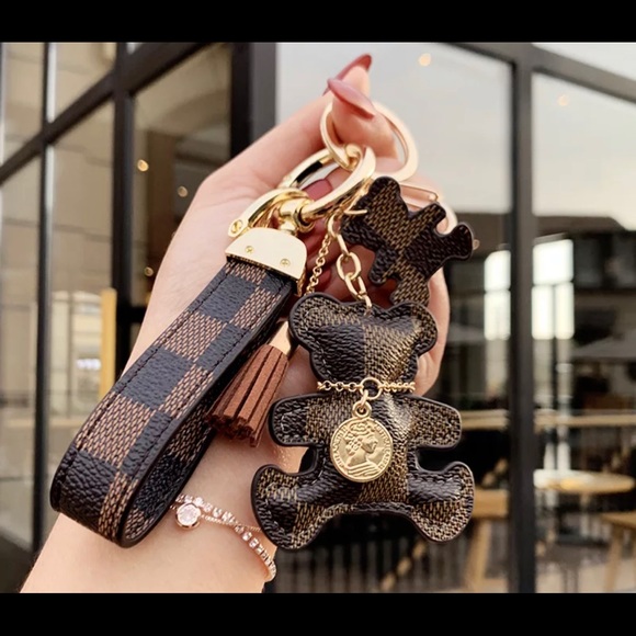 CHECKERED KEYCHAIN😍 - Picture 1 of 1